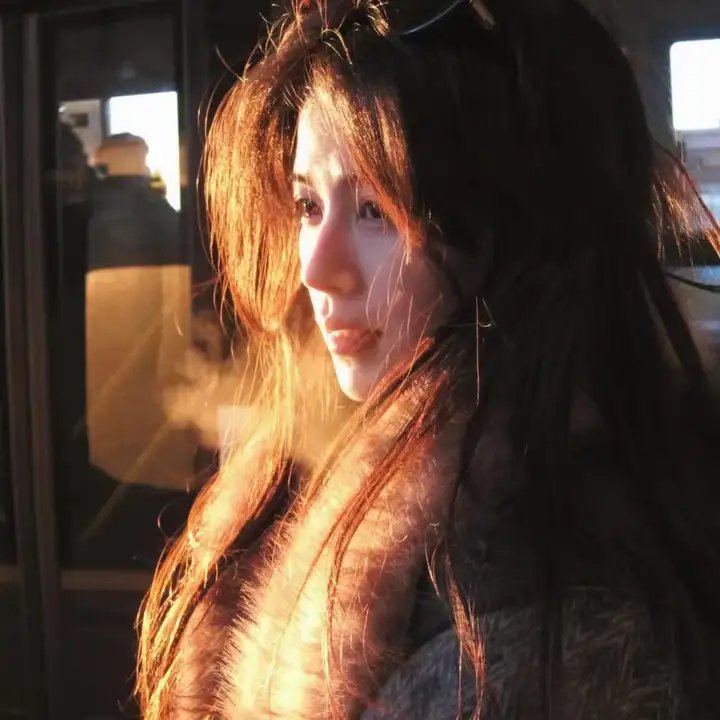 四月的女儿